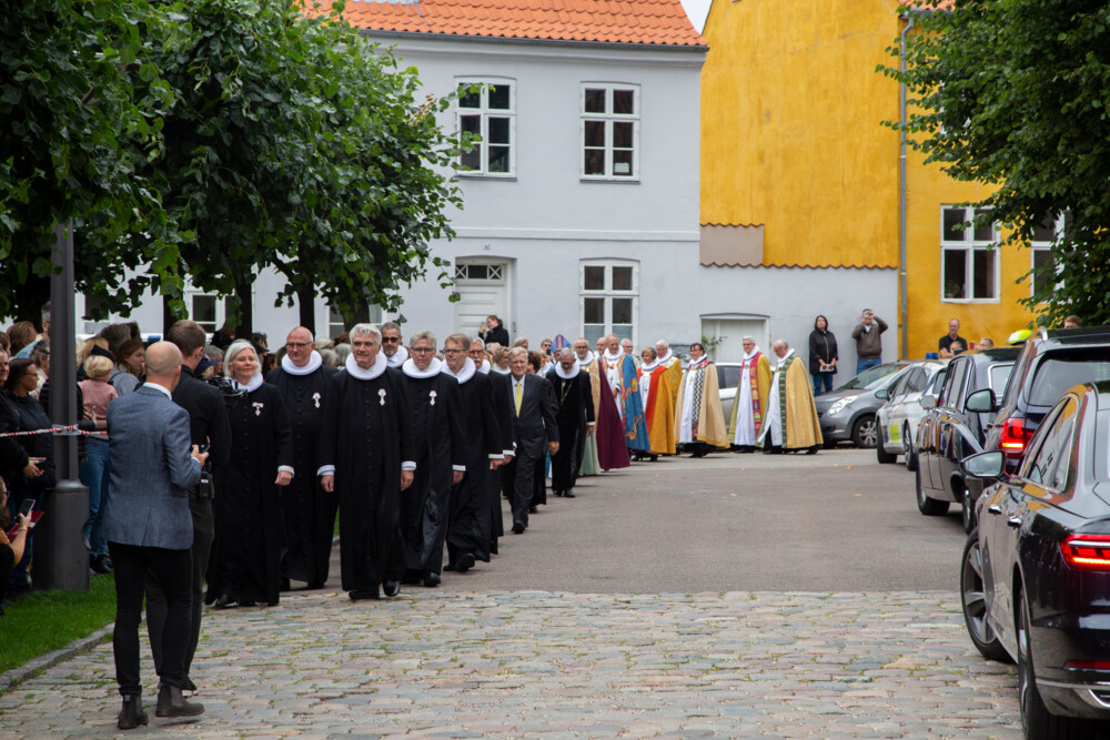 Præster og biskopper